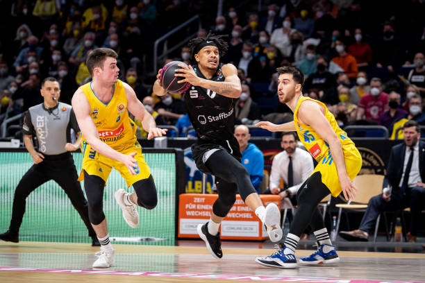 国足曾在某 国足曾在某